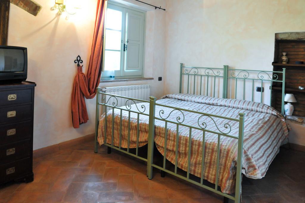 Villa La Fonte Carducciana San Casciano dei Bagni Zimmer foto